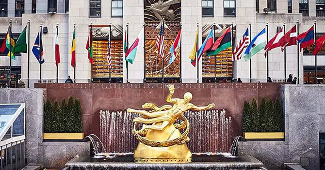 The Best Ways to Spend a Day at Rockefeller Center